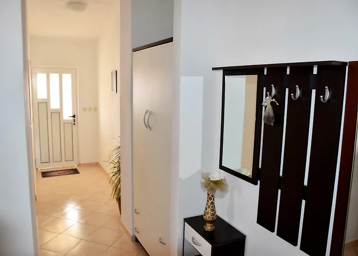 Mara Appartement Ražanac